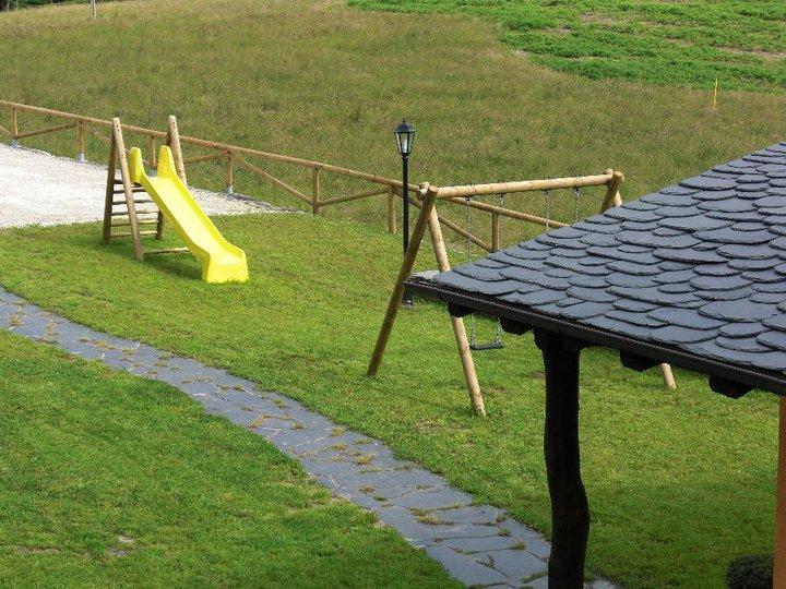 Pensjonat Casa De Aldea El Conceyu Navia Zewnętrze zdjęcie